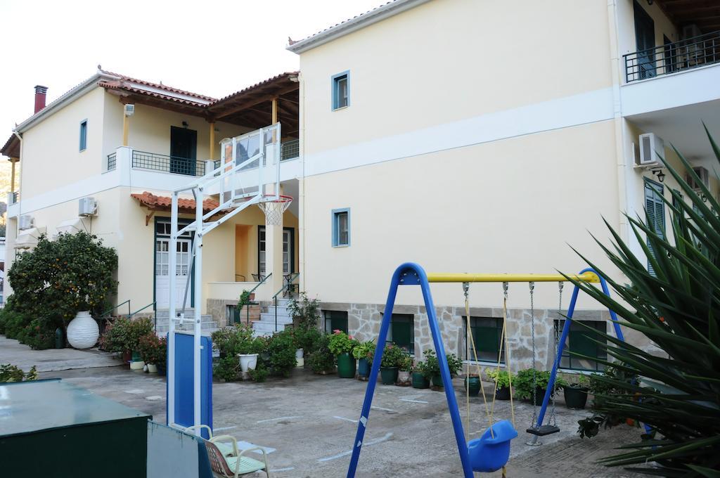 Ξενοδοχείο Κoσταρίνι Λεωνίδιο Δωμάτιο φωτογραφία