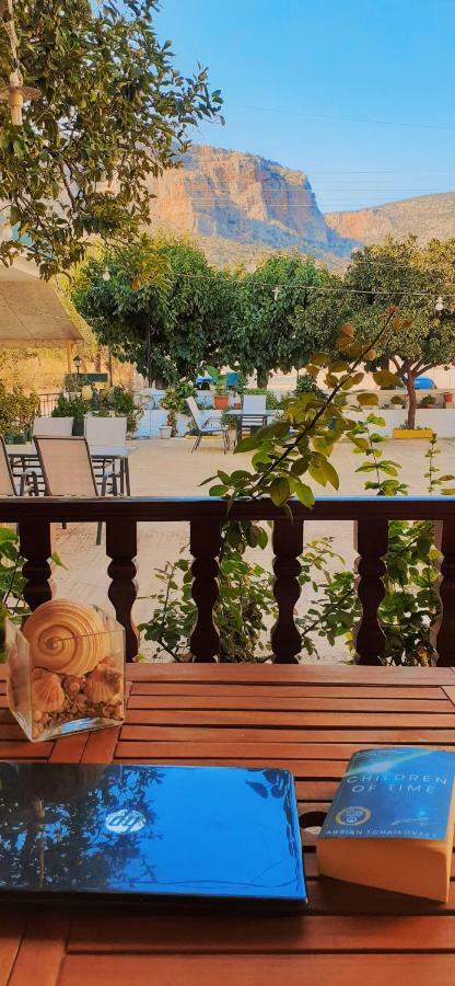 Ξενοδοχείο Κoσταρίνι Λεωνίδιο Εξωτερικό φωτογραφία