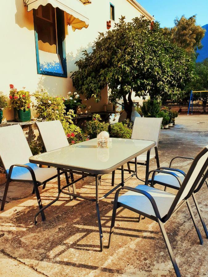 Ξενοδοχείο Κoσταρίνι Λεωνίδιο Εξωτερικό φωτογραφία